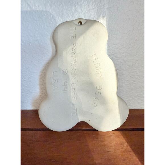 Pampered Chef Teddy Bear Stoneware Cookie Mold - Picture 2 of 5